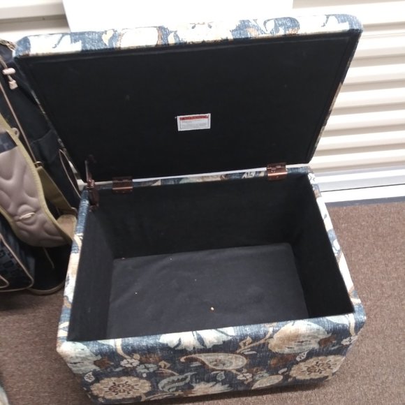 Fabric Ottomans / Hassocks - Picture 5 of 5